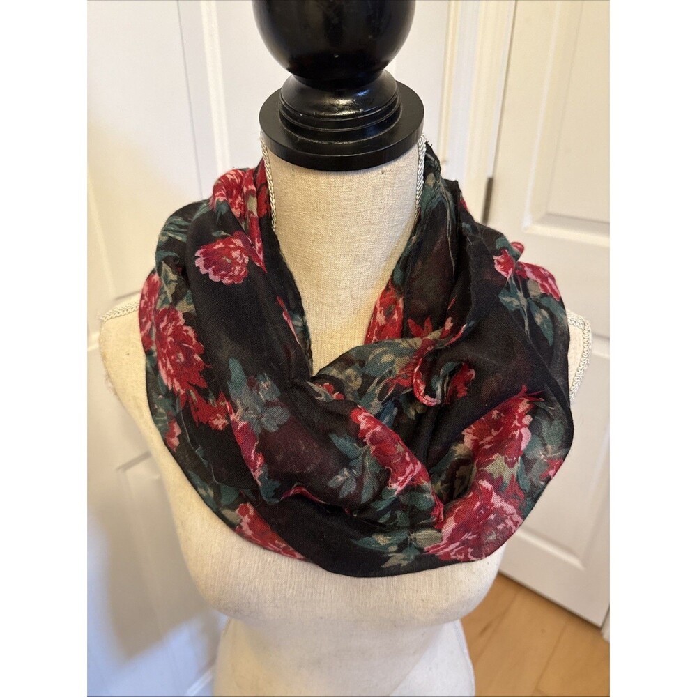 ROSE PRINT INFINITY SCARF Unbranded Black Burgundy Green Floral Print Scar Scarf